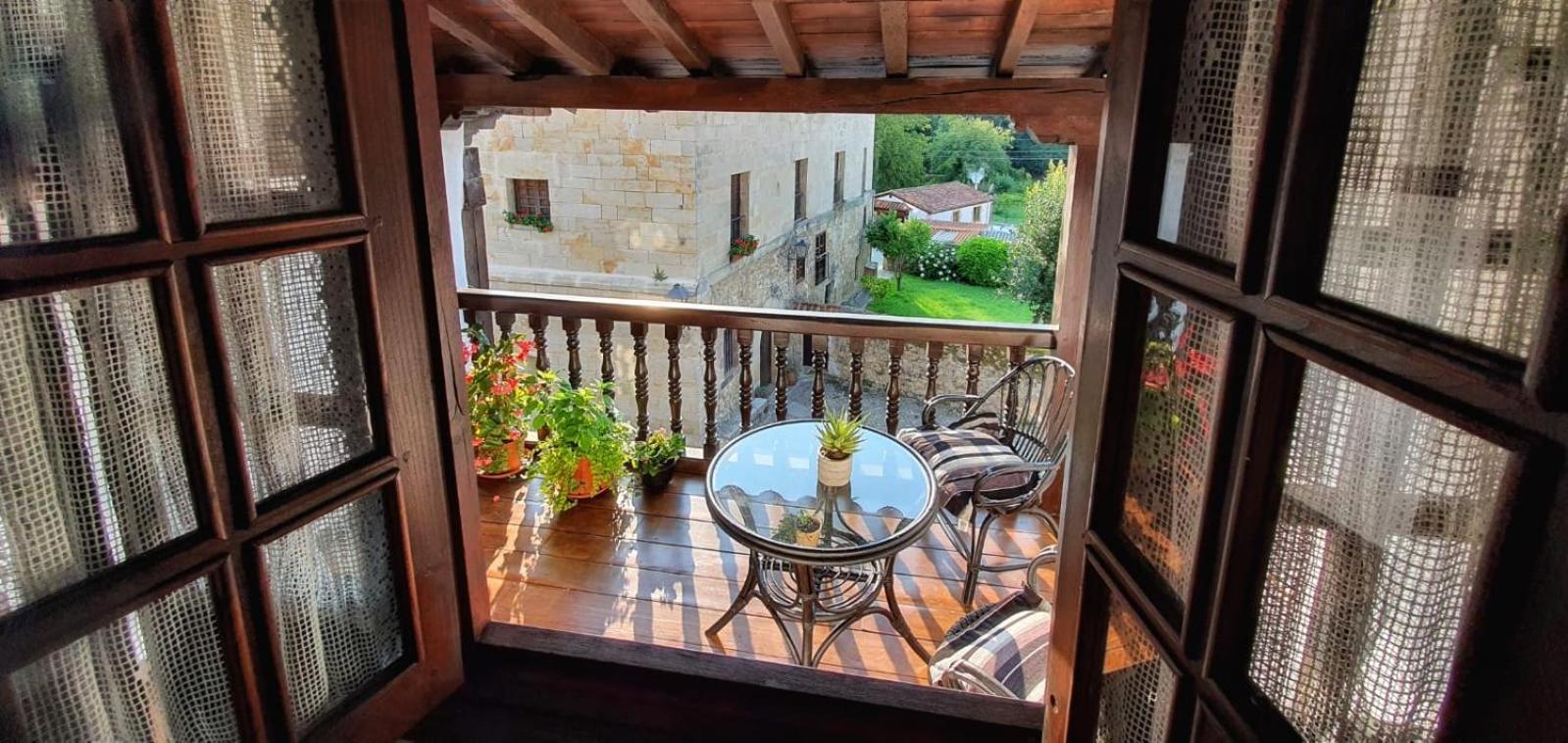 Casa Del Lavadero Lägenhet Santillana del Mar Exteriör bild